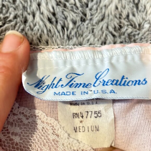 Vtg Night Time Creations Nightgown Medium 90s Pink USA Maxi Lace Dainty 18960 - Picture 9 of 10
